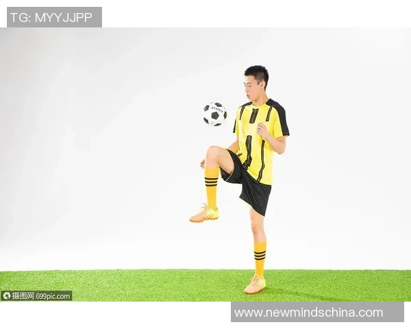 掌握足球颠球技巧的秘诀与训练方法分享